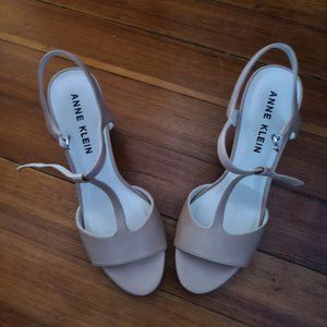 Nude High Heel Shoes